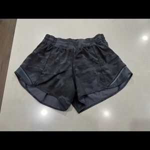Hotty Hot Low-Rise Lined Short 4"